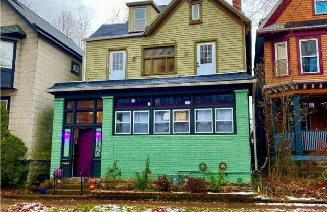 Photo of 286 Ashland Avenue