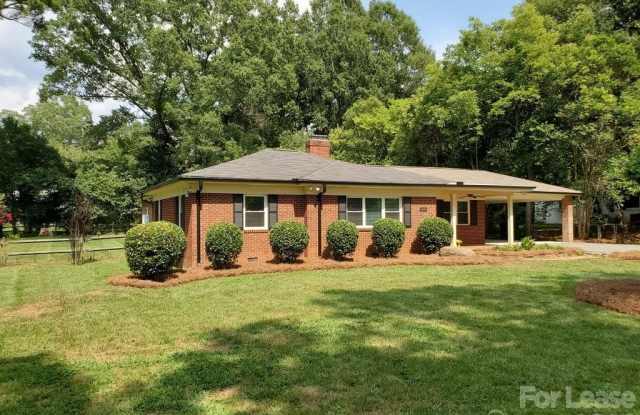 4419 Castleton Road