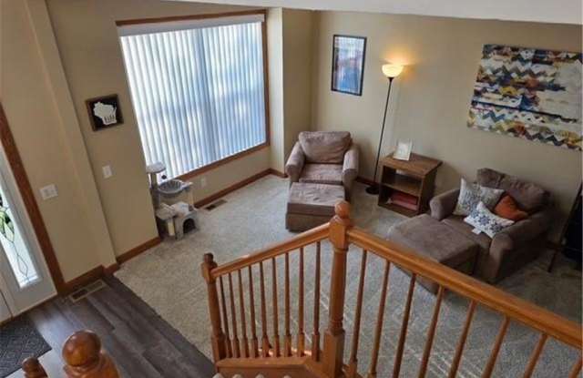 967 Earley Lake Curve