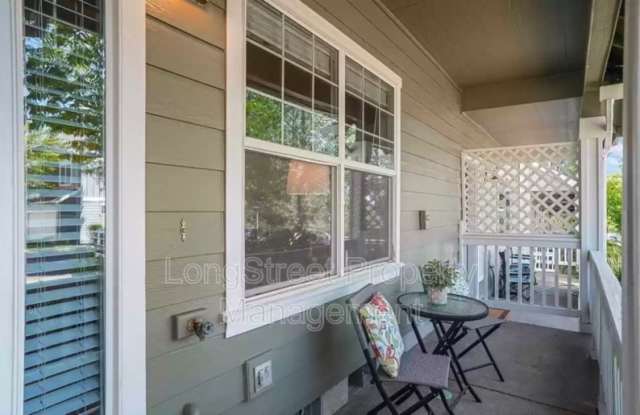 3157 NW Shooting Star Dr