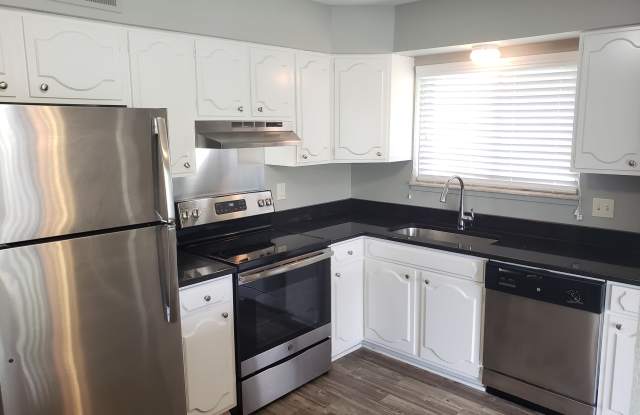 9532 Mission Rd - 25