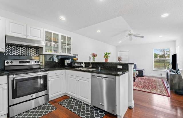 Photo of 5029 Forest Dale Drive, Lake Worth, FL 33449