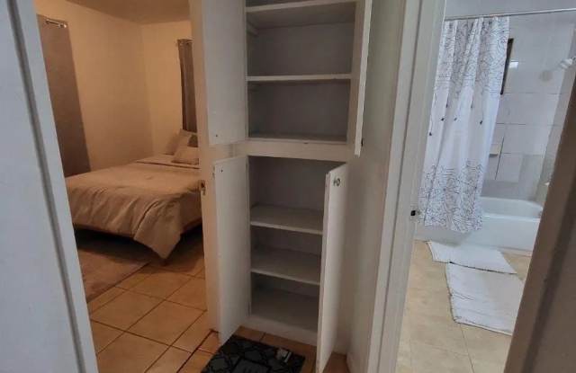 Photo of 239 S 35th Street