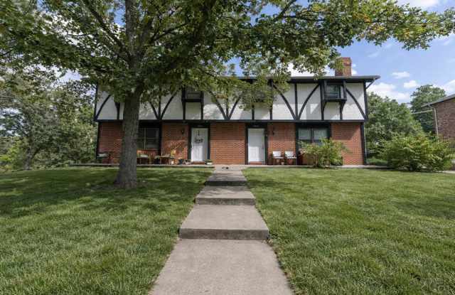 Charming and Spacious South Side 3-Bedroom Duplex