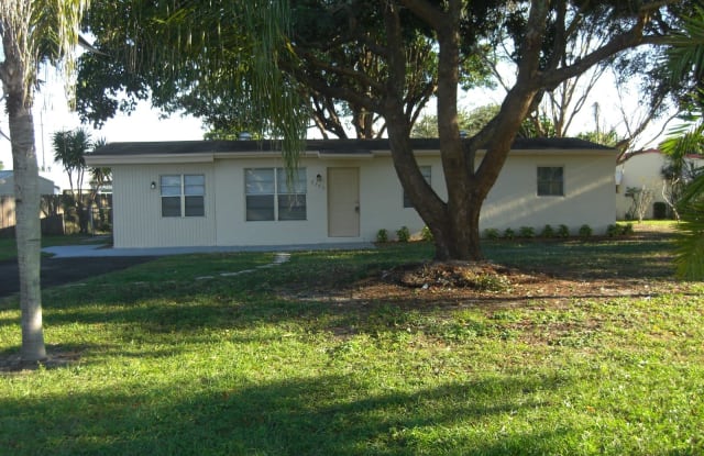 5793 NW 24 Court - 5793 Northwest 24th Court, Margate, FL 33063