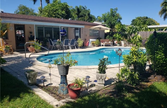 1712 NE 39th St - 1712 Northeast 39th Street, Oakland Park, FL 33334