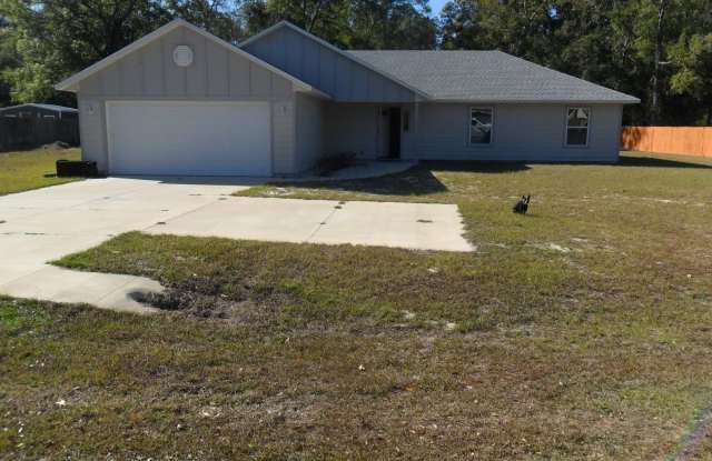 Photo of 170 SW GUINEVER WAY