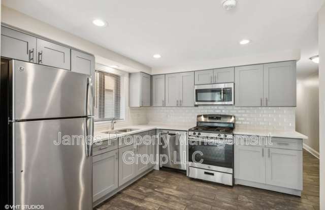 3940 N. Narragansett 3N