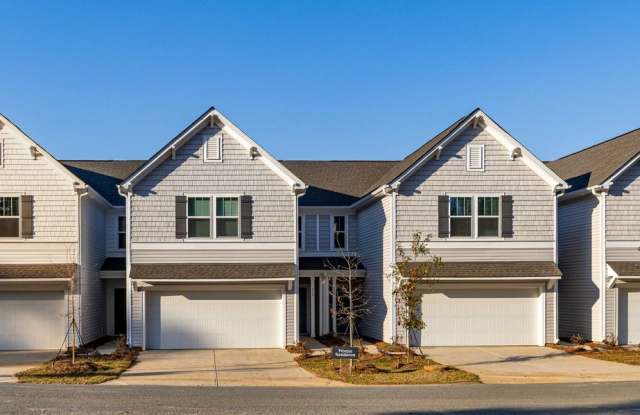 NEW 3BD Townhome Convenient to Hwy 74/ Minutes to Bypass- Available March 2025