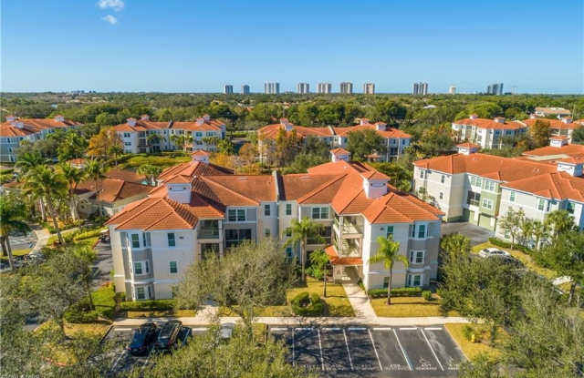 Photo of 23500 Walden Center Dr unit: 303