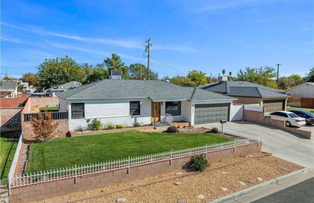 44140 West Lightwood Avenue