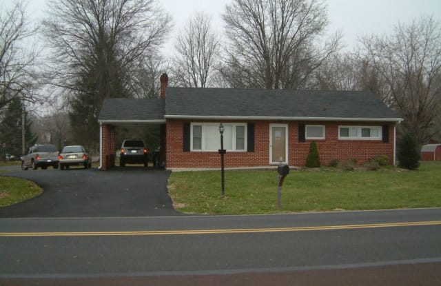 233 ROYERSFORD RD - 233 Royersford Road, Montgomery County, PA 19468