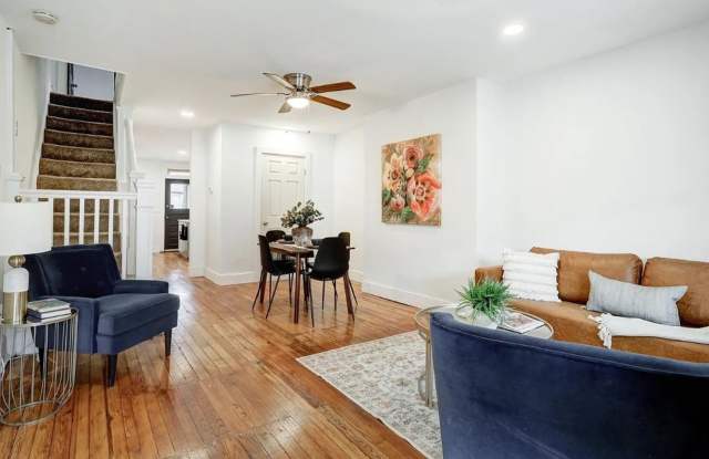 4BR Lancaster Home in School District | Modern Kitchen, Hardwood Floors & Central Air!!