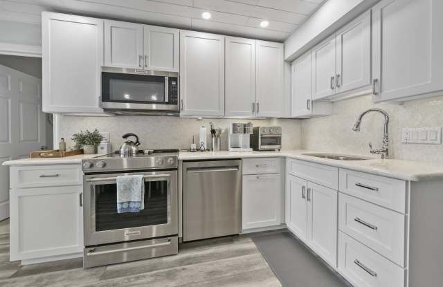 13240 Petrel St Bldg E