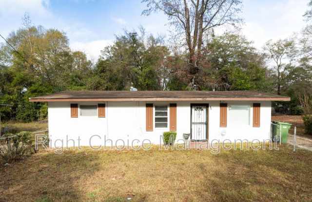 Photo of 5847 Forrest Rd