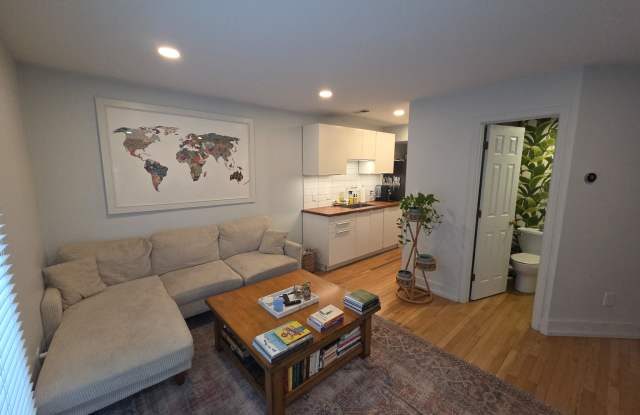 1416 Barton Place Dr