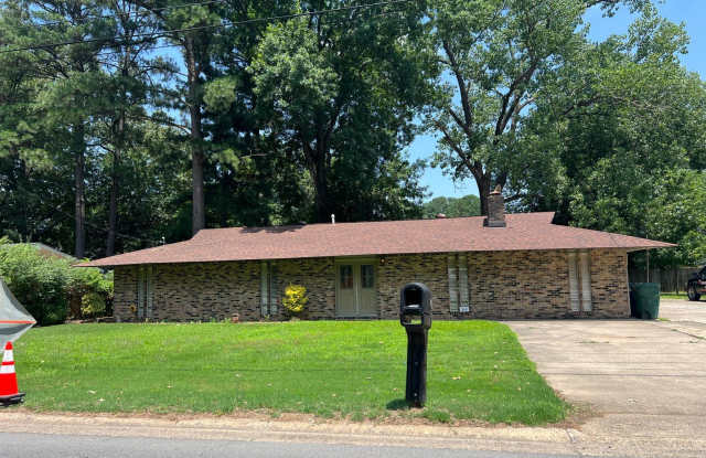 860 Farris Rd.