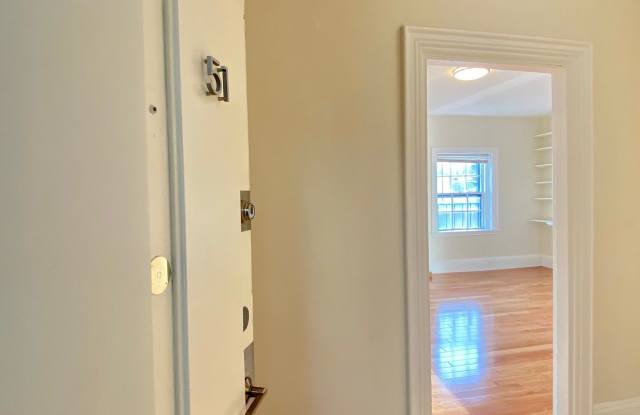 Photo of Huge studio in Beacon HIll