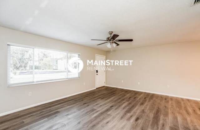 328 52nd Street West