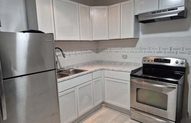 7618 S St Lawrence Ave