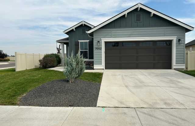 Beautiful 3 bedroom 2 bathroom Home in Meridian