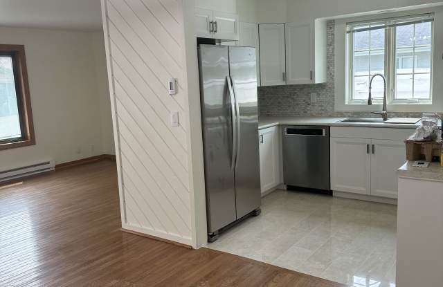 3644 Livingston Lane