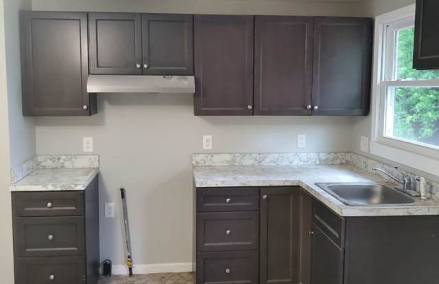 6 Bdrm House For Rent