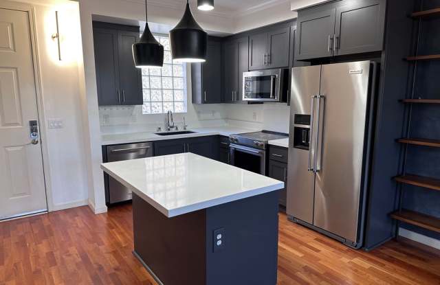 Gorgeous Modern 2 Bedroom 2 Bath Condo in San Jose's Japantown!