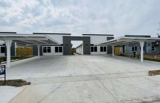 Photo of 3526 S Dominique Dr