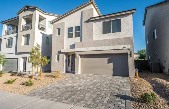 Photo of Luxurious 4 Bedroom Retreat in Las Vegas!