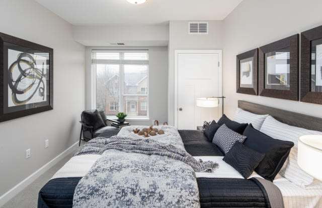 200 E Burnsville Parkway Unit C12