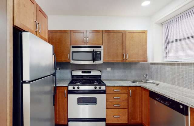 5234-5244 S. Ingleside Ave.