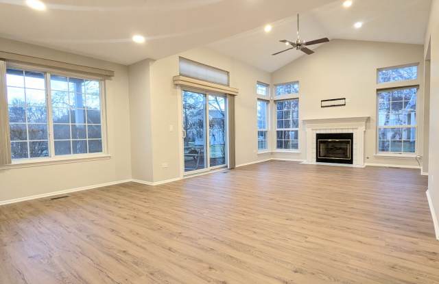 1628 Columbia Circle