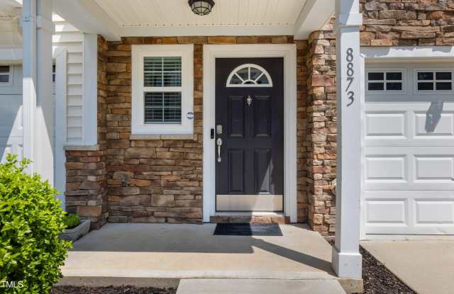 8873 Thornton Town Place