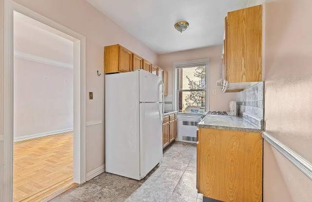 Photo of 7901 35th Ave Apt 3H