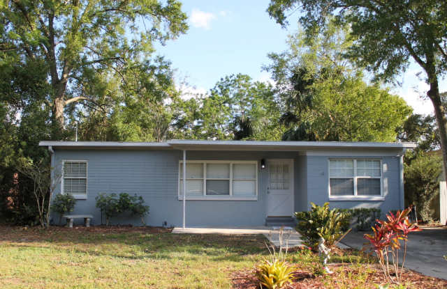 Adorable Mid Century Modern Bungalow in Winter Park! - 1924 Azalea Avenue, Seminole County, FL 32792