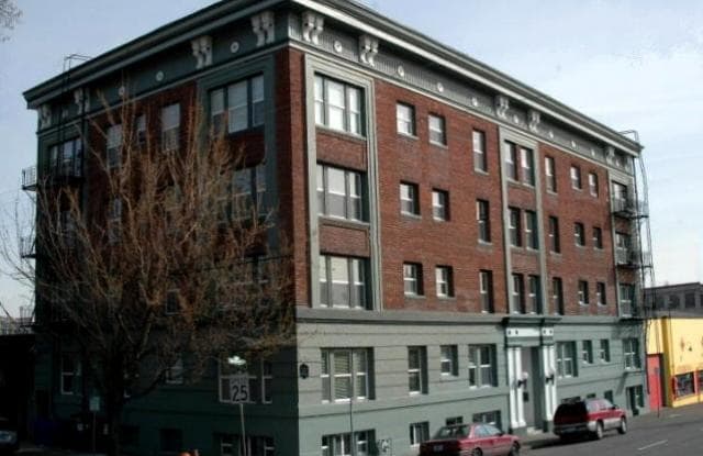 1631 NW Everett St Apt 104 - 1631 Northwest Everett Street, Portland, OR 97209