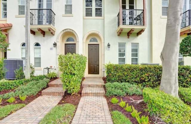 58 Via Floresta Dr - 58 Via Floresta Drive, Boca Raton, FL 33487