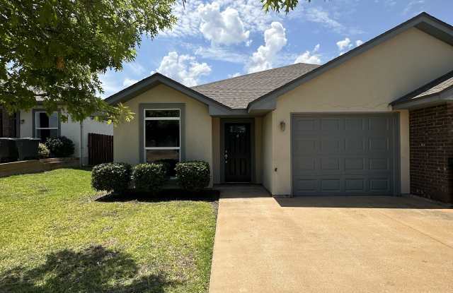 2108 Pinckney Court
