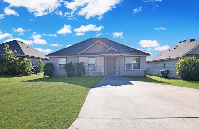 Photo of 2715 Saulsbury Dr