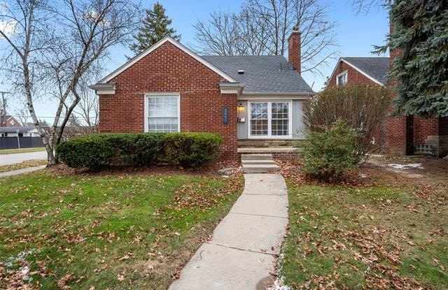 2090 BRADFORD Road