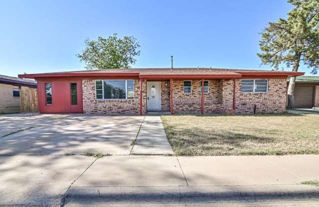 2615 Beechwood