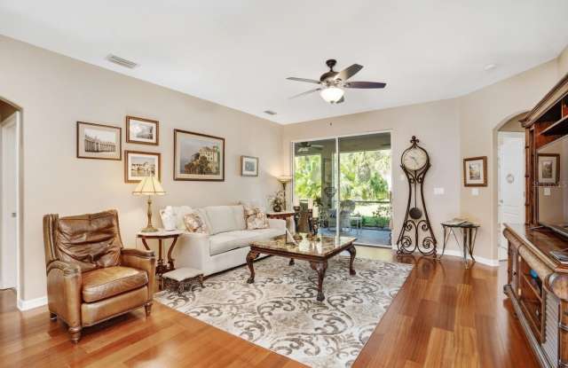 8982 FOUNDERS CIRCLE