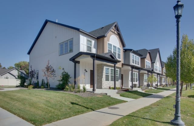 11306 West Knightsbridge Court - 11306 West Knightsbridge Court, Boise, ID 83713