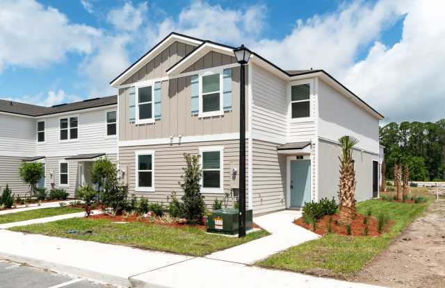 Photo of Nearly New 3BR/2BA Luxury St. Augustine Townhome