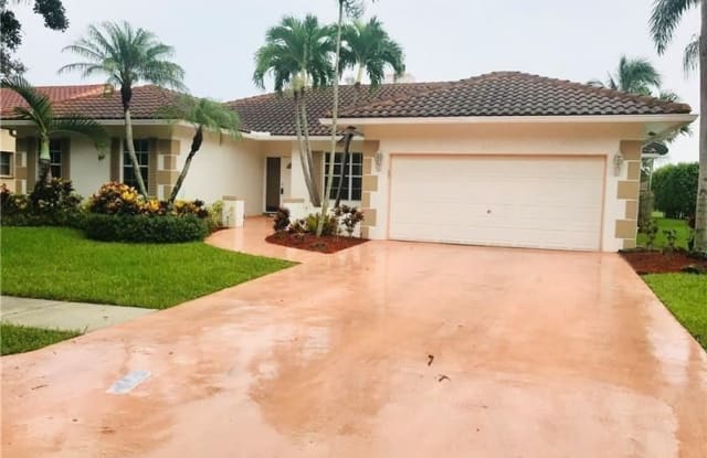 9310 NW 10th Ct - 9310 Northwest 10th Court, Plantation, FL 33322