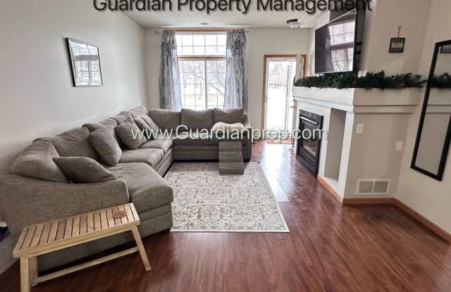 Photo of Shakopee Town Home, 2 Car Garage, 1.5 Baths, Patio, Dishwasher, W/D