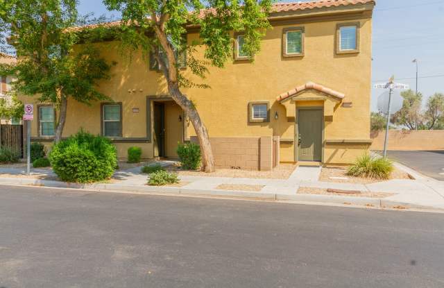 Photo of Welcome to Daravante, where this fully furnished 2-bedroom, 2-bathroom townhome!