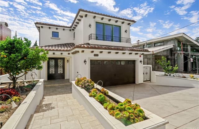 1209 Elm Avenue - 1209 Elm Avenue, Manhattan Beach, CA 90266