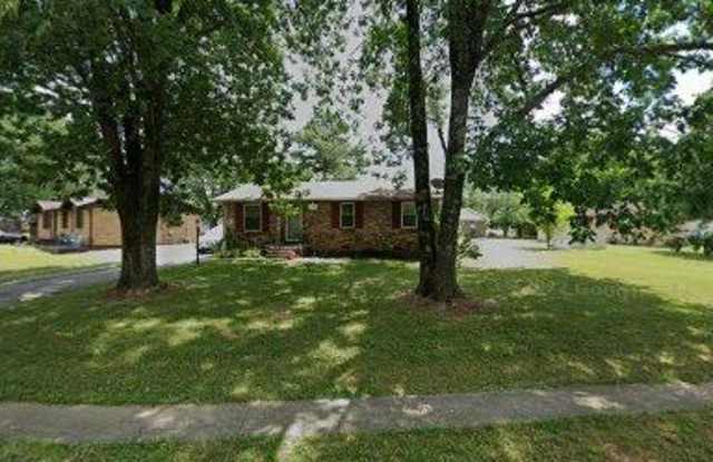 806 Rose Drive